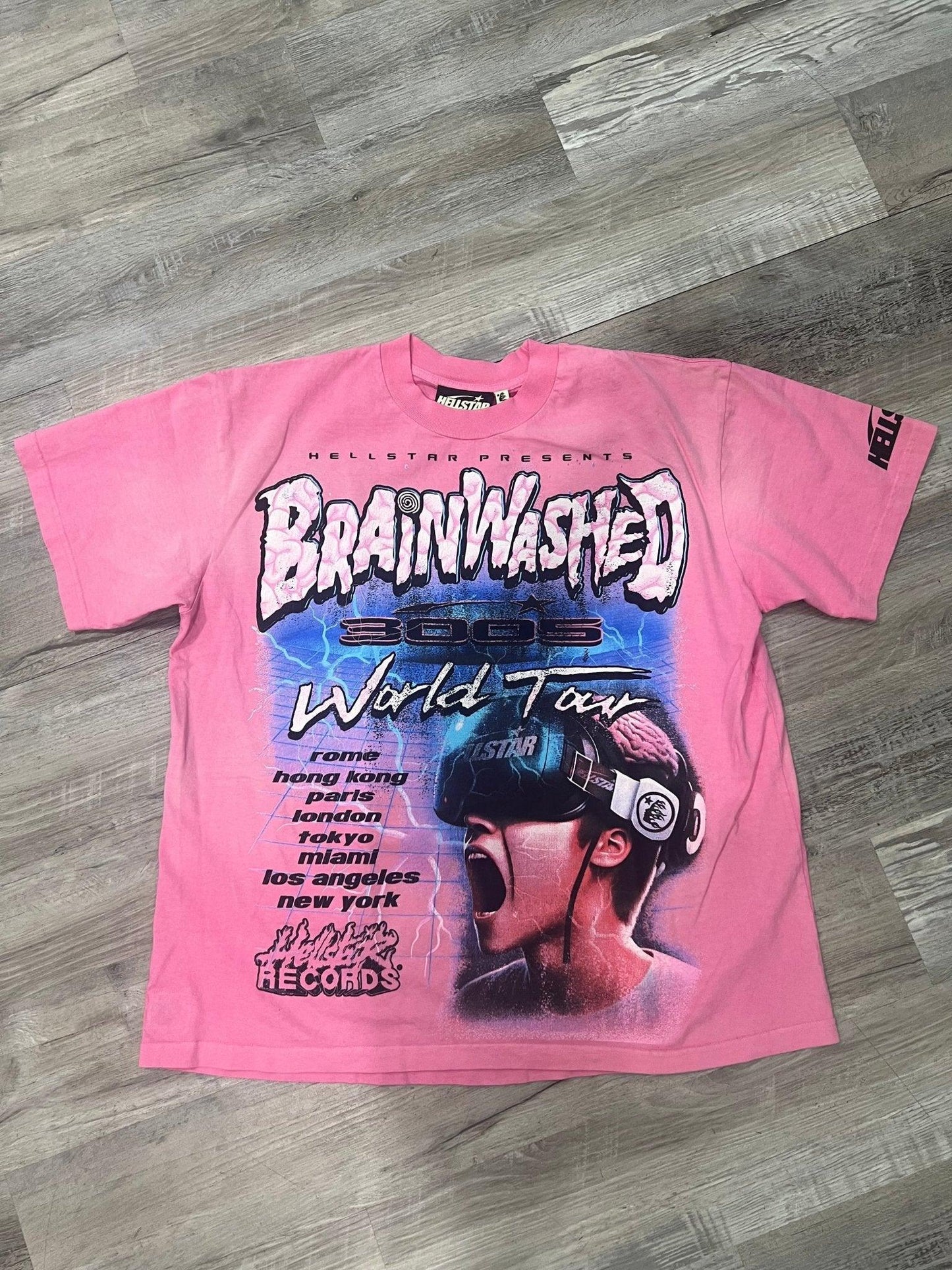 Hellstar Brainwashed World Tour T-Shirt - Supra Sneakers