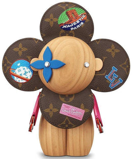 Louis Vuitton LV World Tour Bambola Vivienne (Limitata a 500)